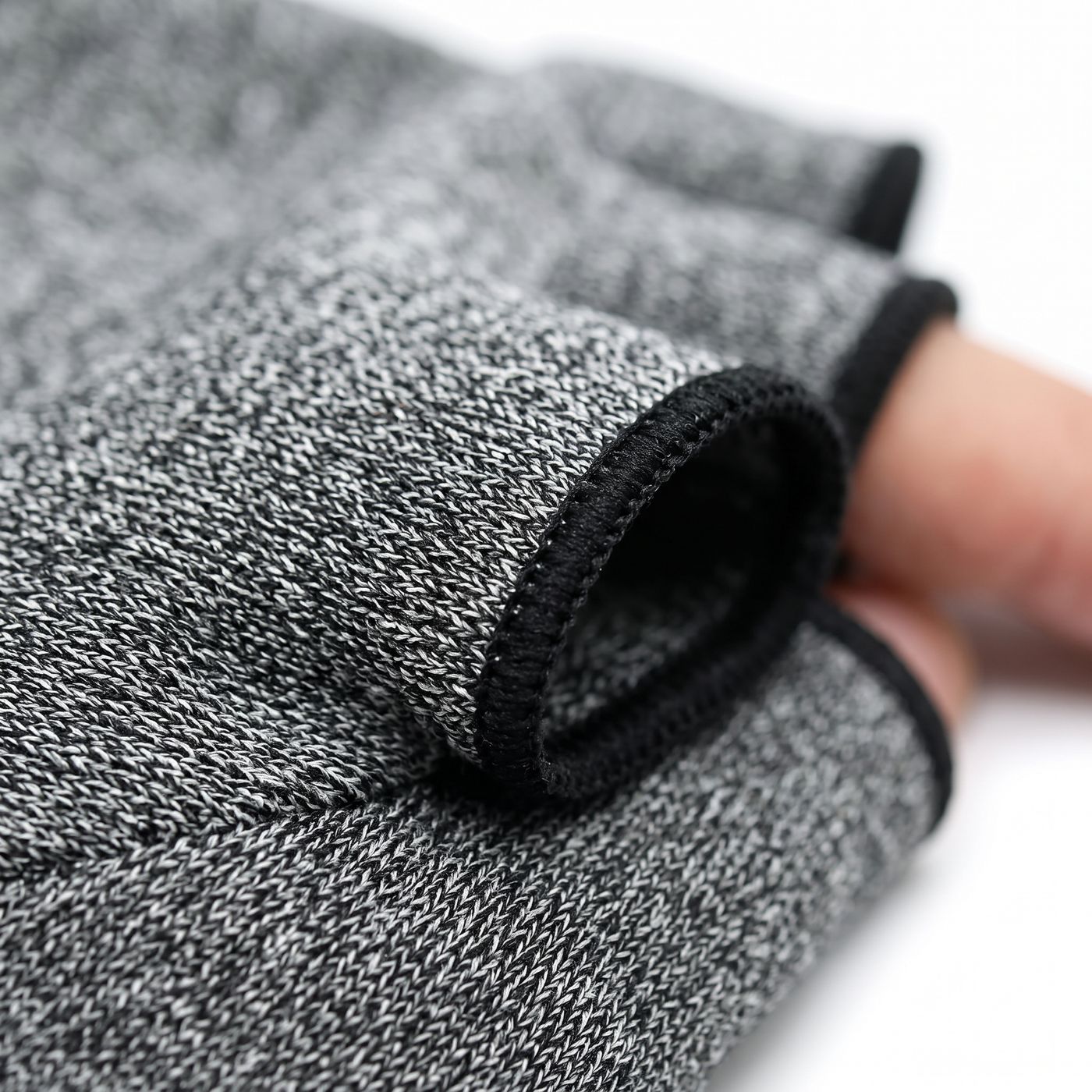 A light knit, not a lined glove